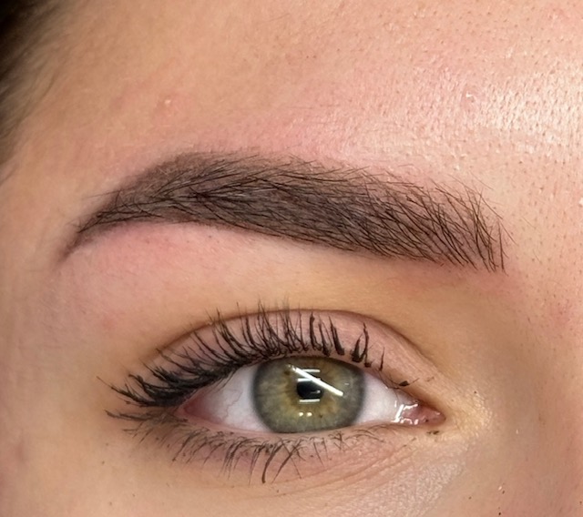 Combo Brows — детайл